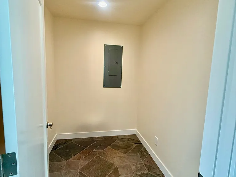 13240 Loma Rica Dr — Photo 28
