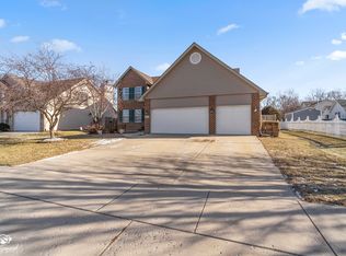 1064 N 129th Infantry Dr, Joliet, IL 60435