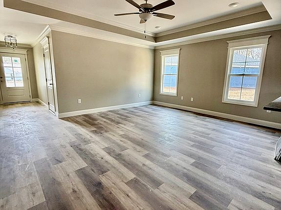 4th image of 110 Morgan Pl
