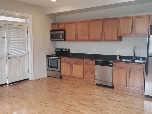 1814 Sidney St #2