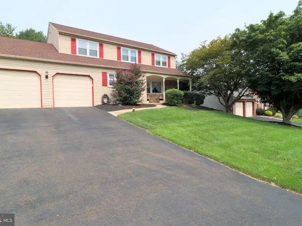 216 Fox Holw, Feasterville Trevose, PA 19053