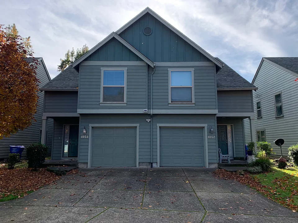 4054 Aden Pl NE