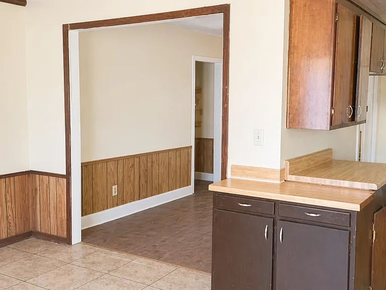 127 Lea Cir — Photo 5
