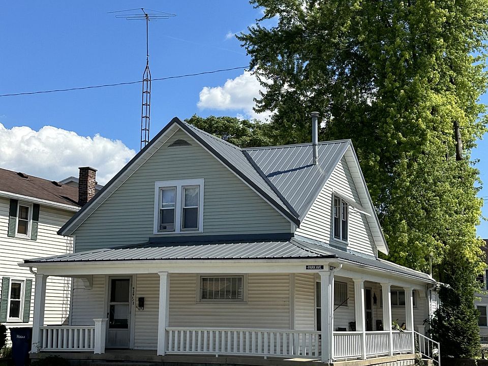 1st image of 929 1/2 Park Ave