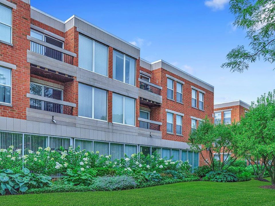 1st image of 1925 Lake Ave Unit 305
