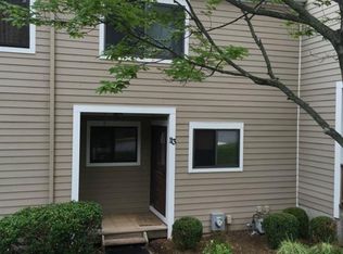 113 Park Dr, Mount Kisco, NY 10549