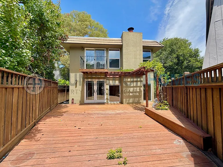 11 Glen Dr — Photo 7