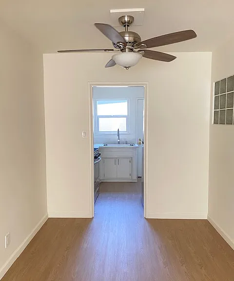 1009 W Huntington Dr #13 — Photo 7