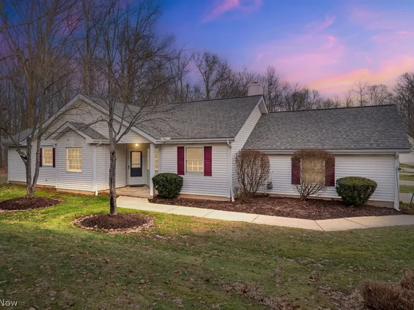 6684 Hidden Lake Trl, Brecksville, OH 44141