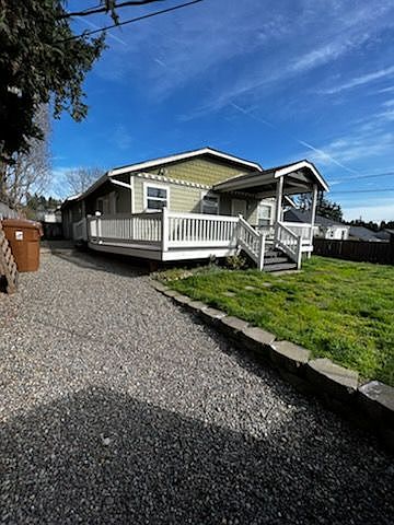 1st image of 2979 38th Ave NE