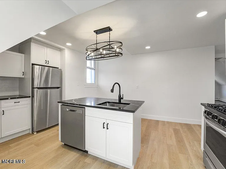 295 Westwood Ave #4 — Photo 6