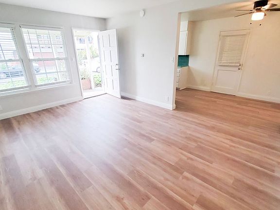 2nd image of 810 Buena Vis APT B