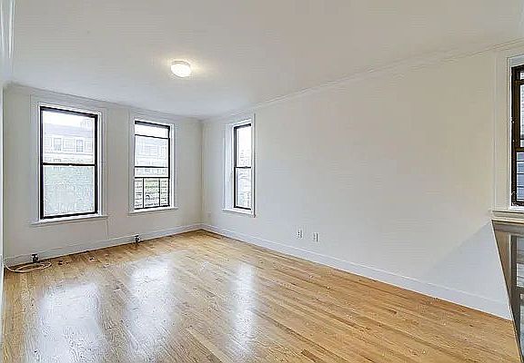 4th image of 1890 Adam C Powell Blvd #5C
