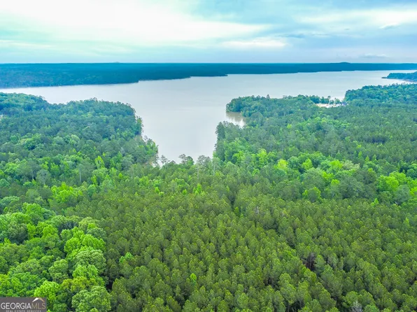 1078 Chennault Dr, Tignall, GA 30668