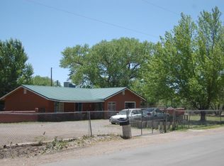 6924 Acequia Dr SW, Albuquerque, NM 87105