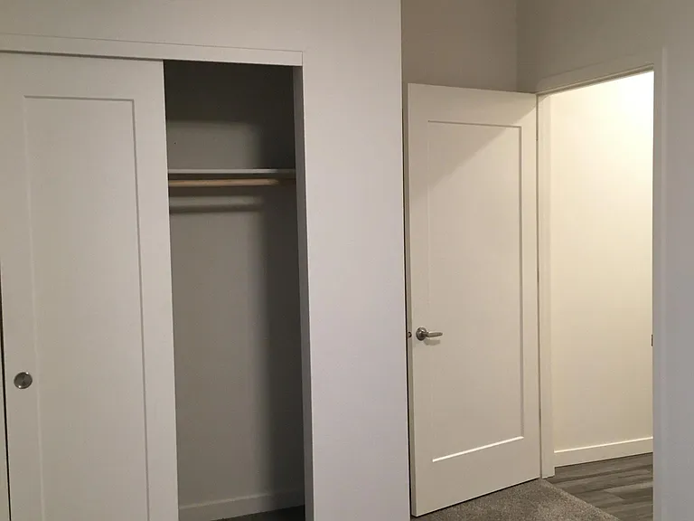 1736 NE 45th Ave #301 — Photo 10