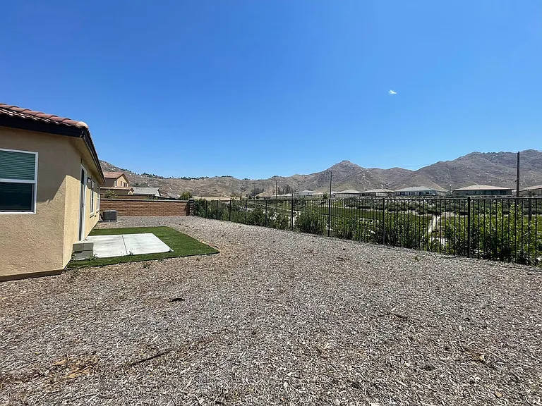 7681 River Gulch Rd — Photo 24