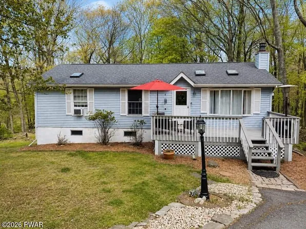 103 Pom Pom Ct, Milford, PA 18337
