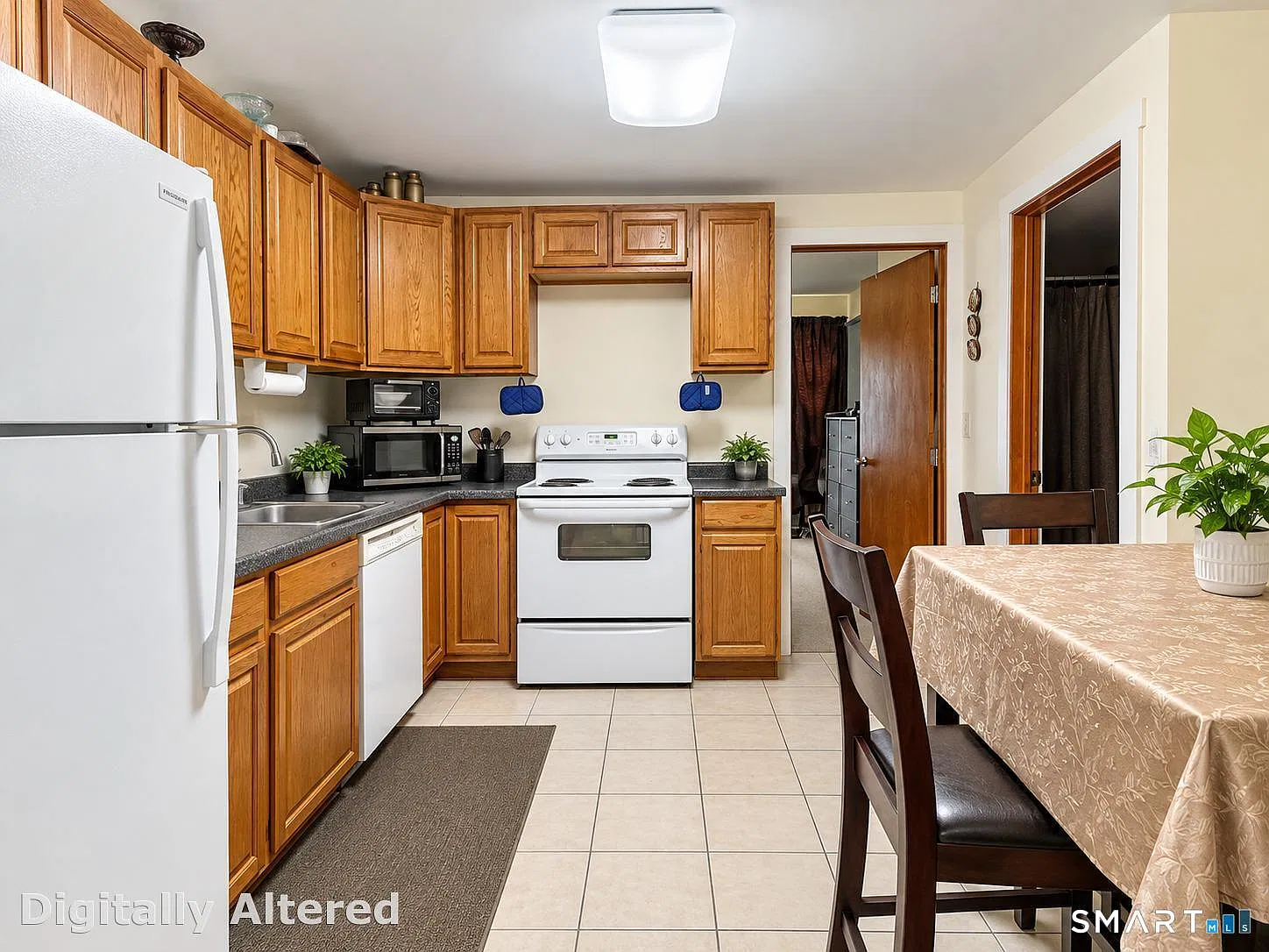 2 bed, 1.0 bath, 750 sqft, $1,400 — Photo 2
