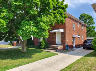 8403 Pelham Dr #UP, Cleveland, OH