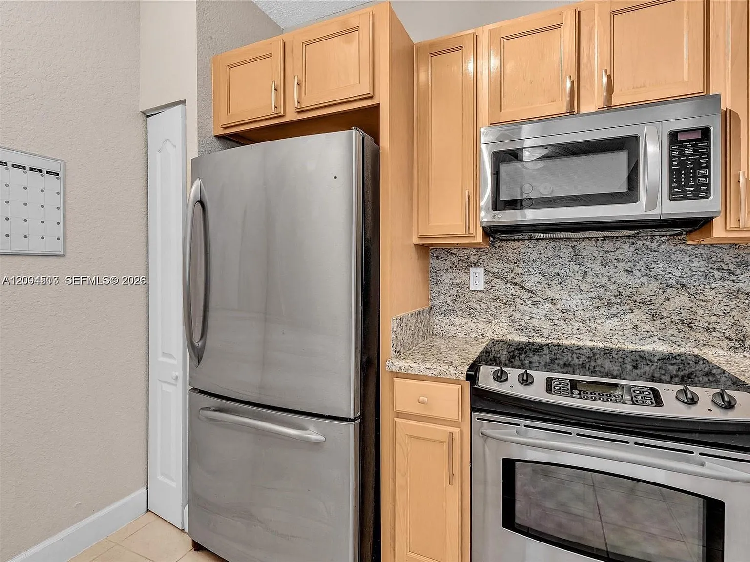 6001 SW 70th St S — Photo 3