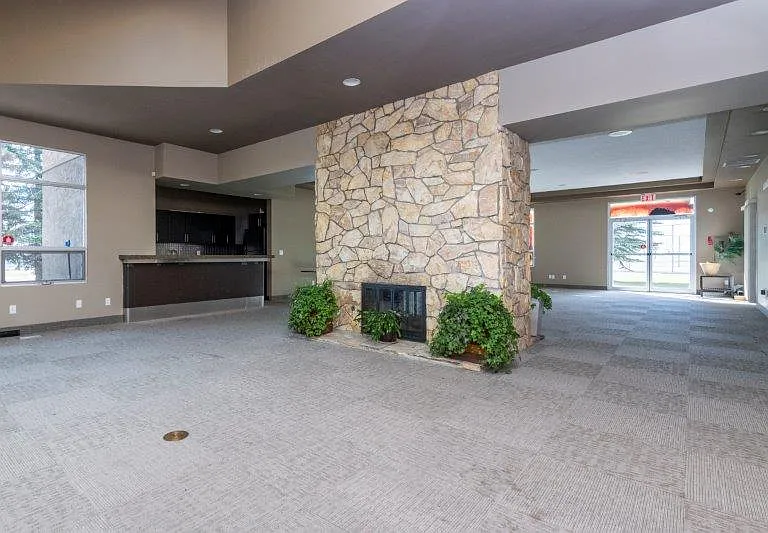 220 Village Ter SW #2 — Photo 31