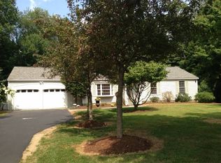 25 Moulton Ridge Rd, Kensington, NH 03833