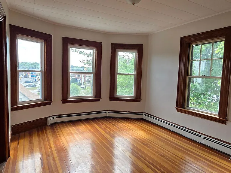 68 Claremont Ave — Photo 10
