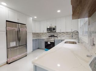 4 N Creek Rd, Northport, NY 11768