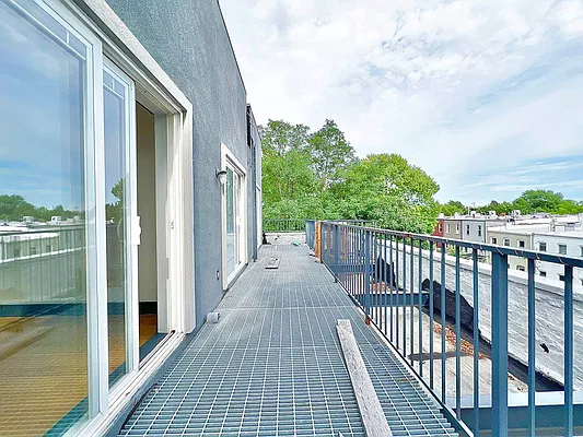 Rented by Doorway NYC, LLC | media 29