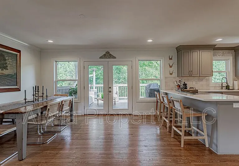 804 N Weston St — Photo 26