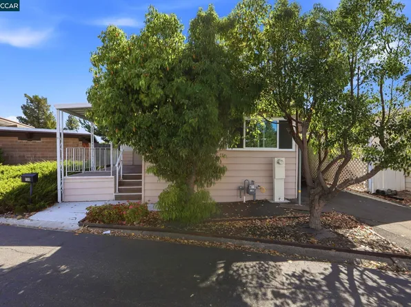 130 Leanne Ln, Concord, CA 94518