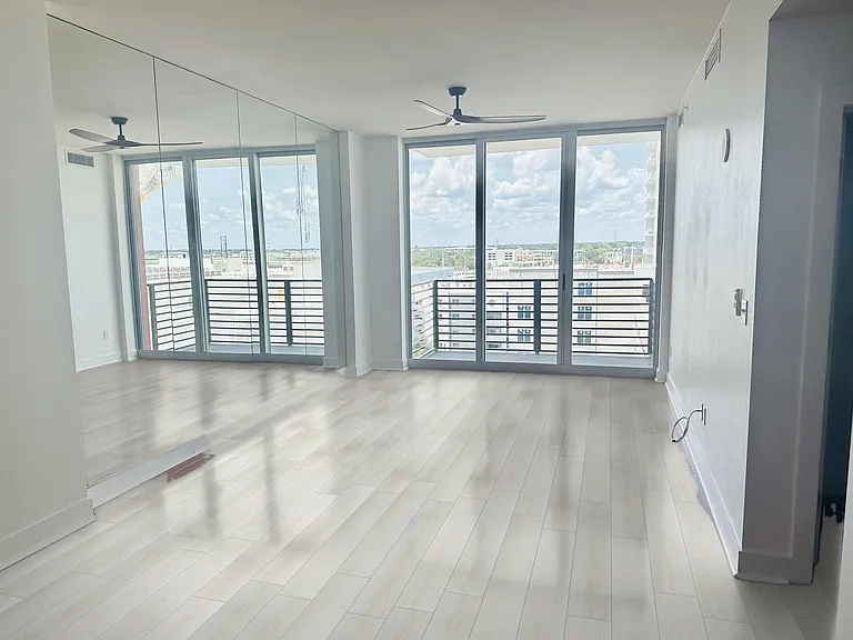 1208 E Kennedy Blvd #918 — Photo 3