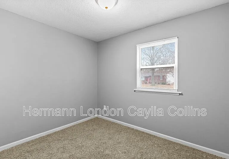 2265 Grants Pkwy — Photo 14