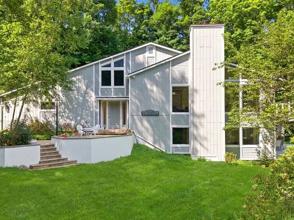 170 Barger Street, Putnam Valley, NY 10579