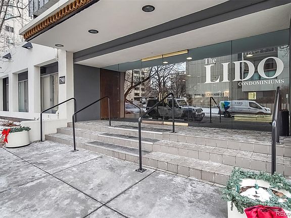 3rd image of 790 Washington Street #1008