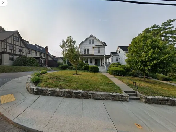 426 Bedford Rd #1, Pleasantville, NY 10570