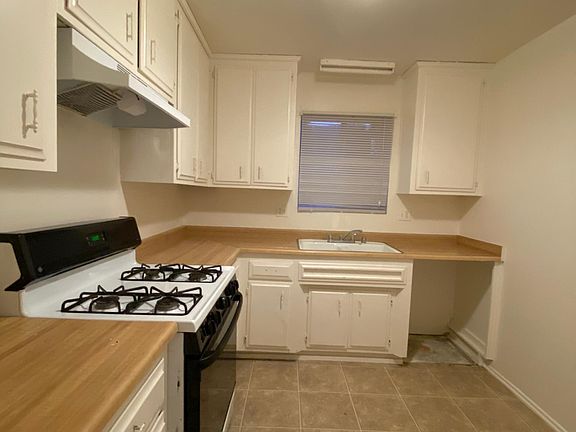 4th image of 184 N Alessandro Ave #B