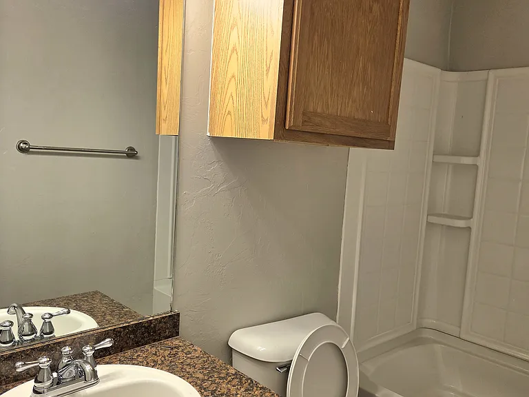 2230 SW 102nd St — Photo 20