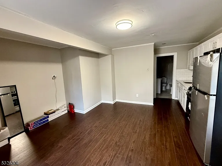 672 Mount Hope Ave #2 — Photo 3