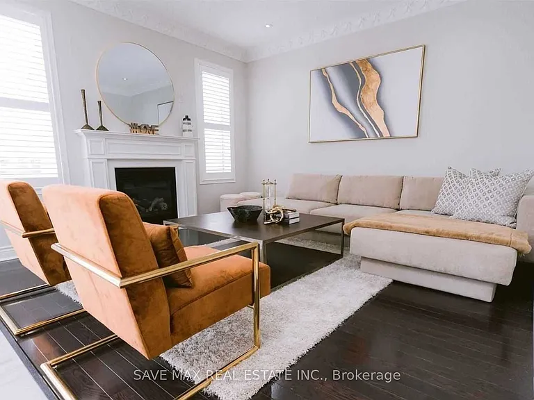162 Ted Miller Cres — Photo 7
