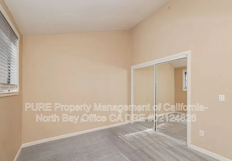 42 Redwood Ct — Photo 20