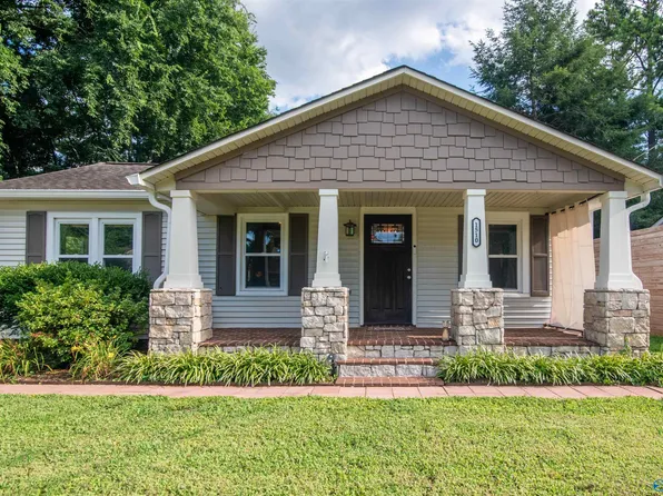 1510 Oshaughnessy Ave NE, Huntsville, AL 35801