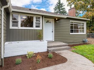 6221 SE Knight St UNIT A, Portland, OR 97206
