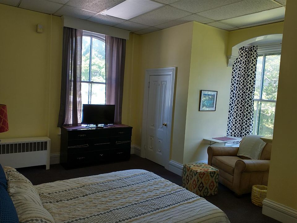 Unit Photo