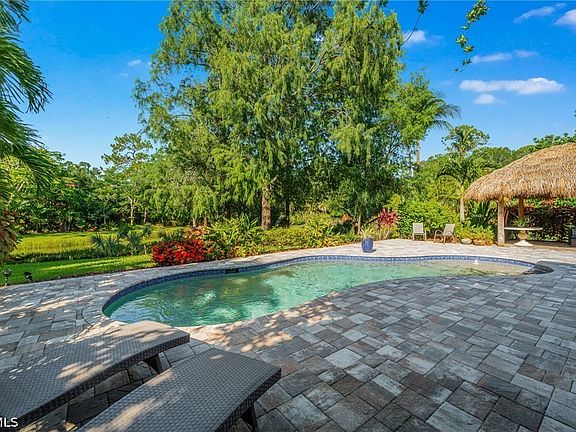3rd image of 13672 Pine Villa Ln
