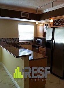 5th image of 924 SE 2nd St APT 5