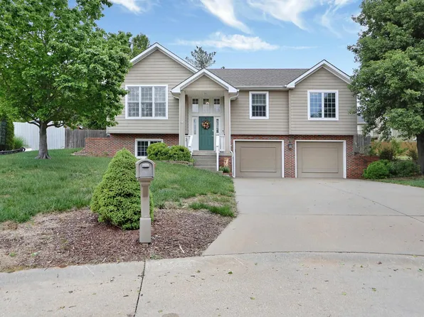 3024 Irene Cir, Manhattan, KS 66502
