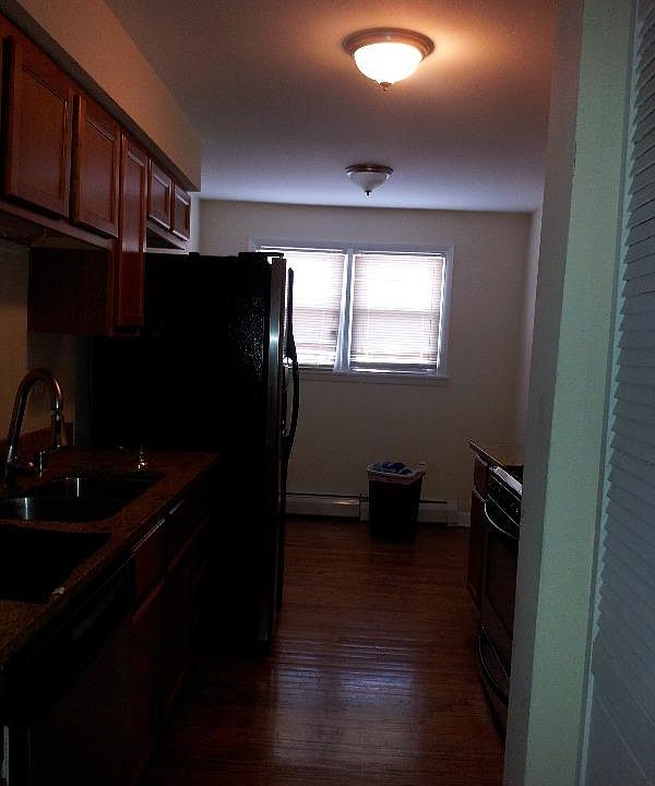 1st image of 1563 W Pratt Blvd APT 2D