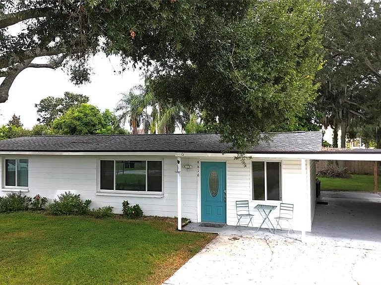 9616 Pine Ridge Ave — Photo 2